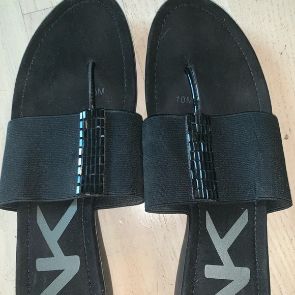 Anne Klein Black Slip-On Dress Sandals - Picture 2 of 4
